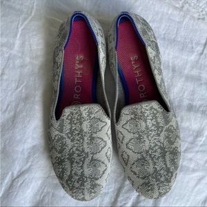 Rothy’s gray snake print loafer